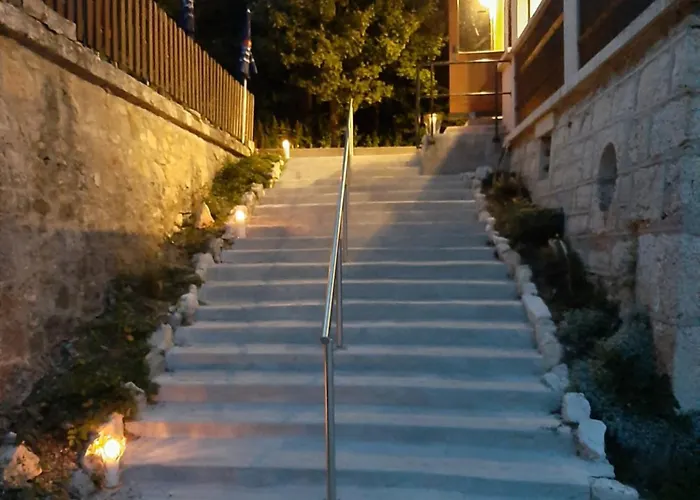 Le Manoir בית הארחה Saint-Imier